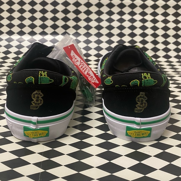 NWT Shake Junt Vans - Picture 2 of 6